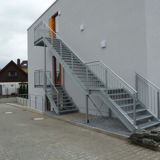 Außentreppen 17 von 54 – Düsediekerbäumer Metallbau GmbH