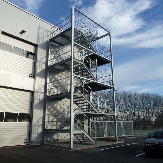 Außentreppen 33 von 54 – Düsediekerbäumer Metallbau GmbH