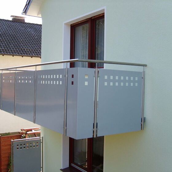 Balkongeländer – Blech 8 von 37 – Düsediekerbäumer Metallbau GmbH