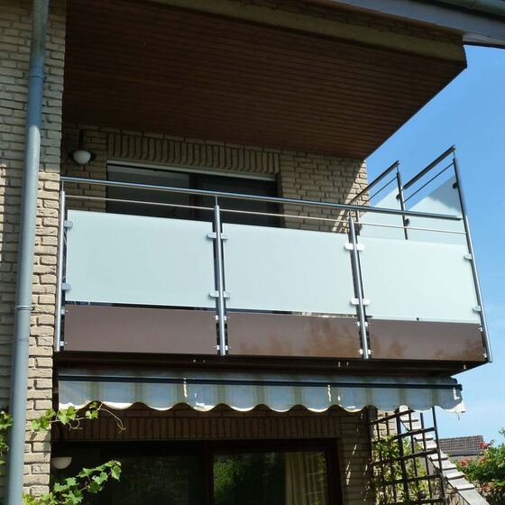 Balkongeländer – Glas 25 von 83 – Düsediekerbäumer Metallbau GmbH