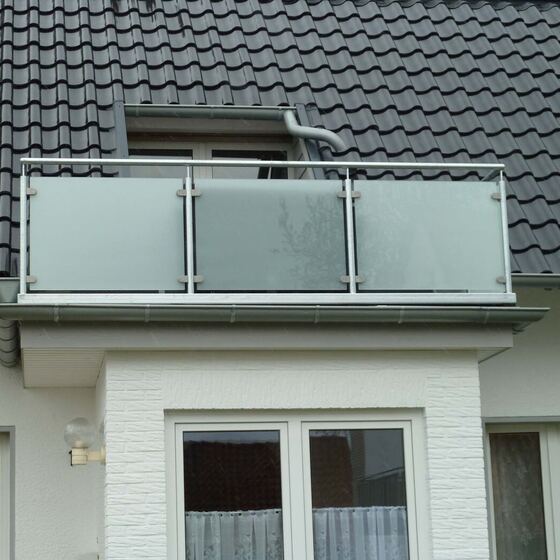 Balkongeländer – Glas 27 von 83 – Düsediekerbäumer Metallbau GmbH