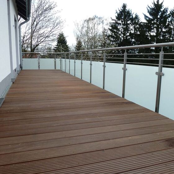 Balkongeländer – Glas 32 von 83 – Düsediekerbäumer Metallbau GmbH