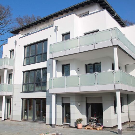 Balkongeländer – Glas 46 von 83 – Düsediekerbäumer Metallbau GmbH