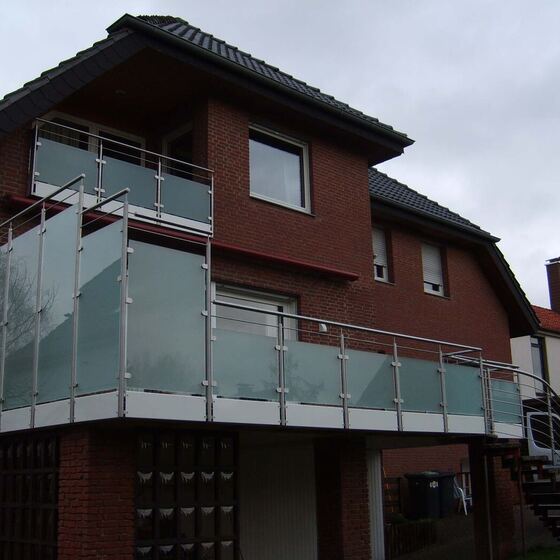 Balkongeländer – Glas 53 von 83 – Düsediekerbäumer Metallbau GmbH