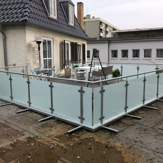 Balkongeländer – Glas 59 von 83 – Düsediekerbäumer Metallbau GmbH