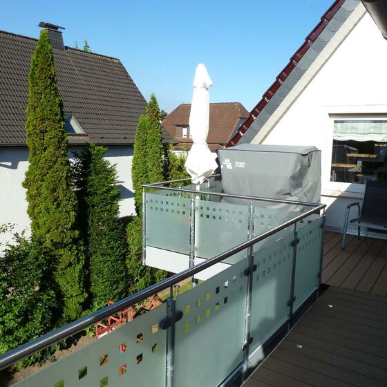 Balkongeländer – Glas 61 von 83 – Düsediekerbäumer Metallbau GmbH