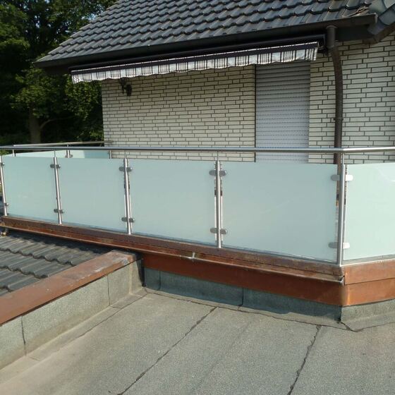 Balkongeländer – Glas 73 von 83 – Düsediekerbäumer Metallbau GmbH