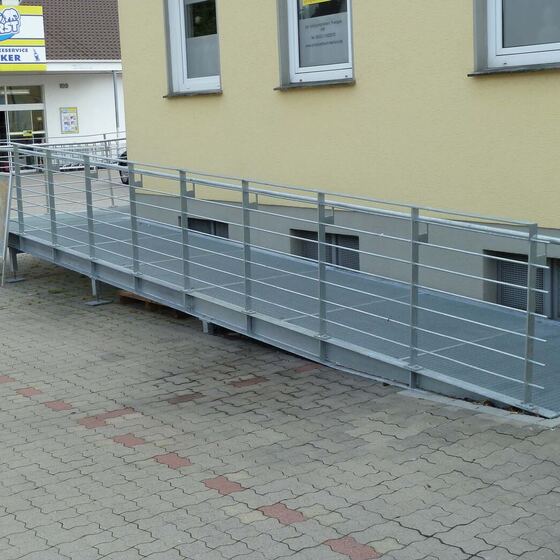 Barrierefreie Rampen 8 von 11 – Düsediekerbäumer Metallbau GmbH