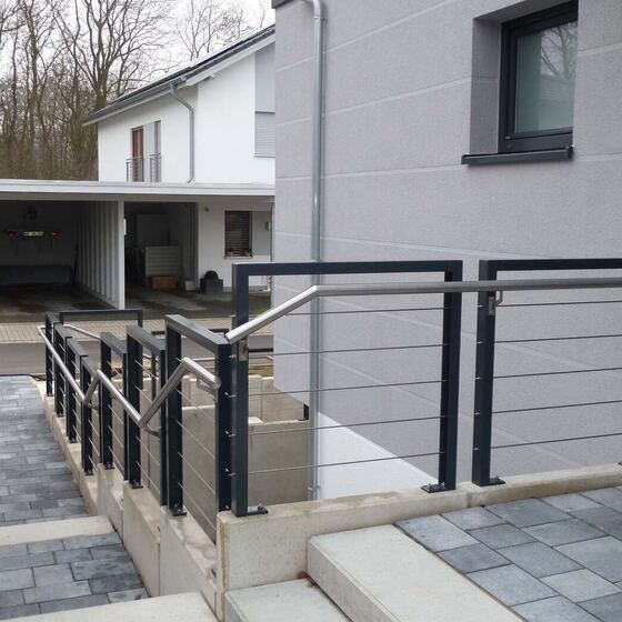 Eingangsgeländer 14 von 36 – Düsediekerbäumer Metallbau GmbH