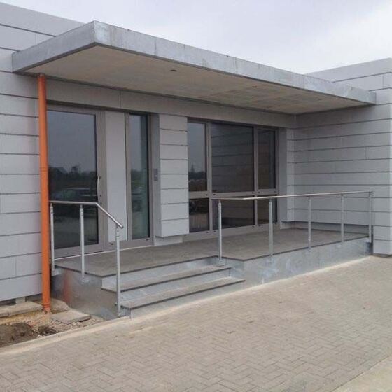 Eingangsgeländer 34 von 36 – Düsediekerbäumer Metallbau GmbH