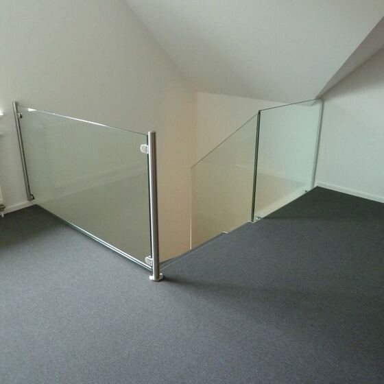 Ganzglasgeländer 8 von 31 – Düsediekerbäumer Metallbau GmbH