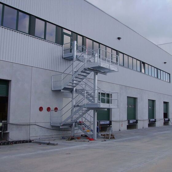 Industrie 13 von 29 – Düsediekerbäumer Metallbau GmbH