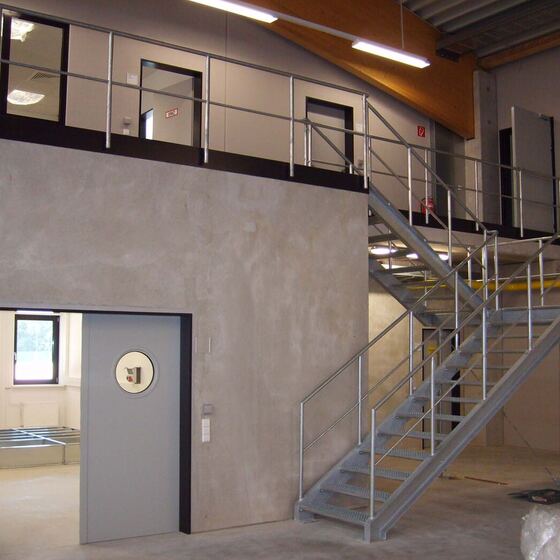 Industrie 21 von 29 – Düsediekerbäumer Metallbau GmbH