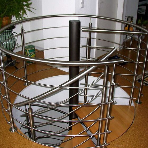 Spindeltreppen 5 von 79 – Düsediekerbäumer Metallbau GmbH