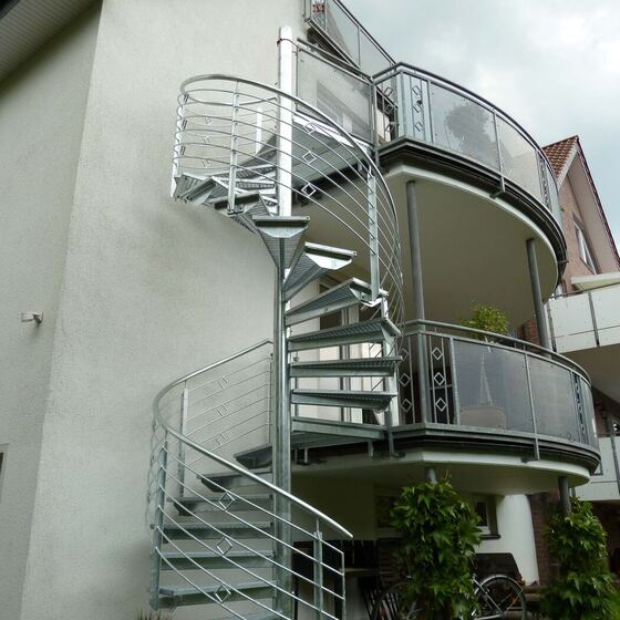 Spindeltreppen 44 von 79 – Düsediekerbäumer Metallbau GmbH