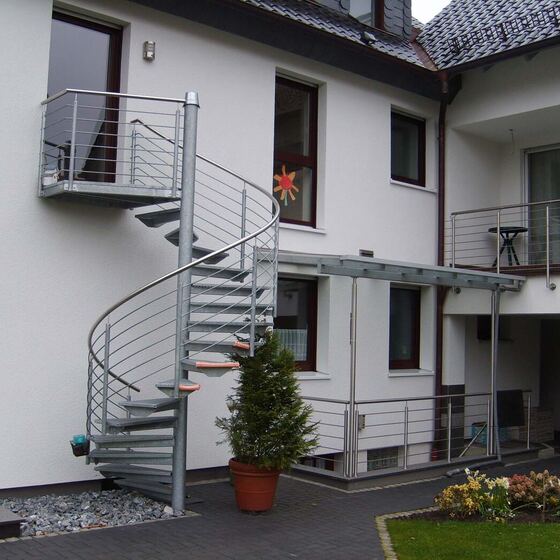 Spindeltreppen 69 von 79 – Düsediekerbäumer Metallbau GmbH