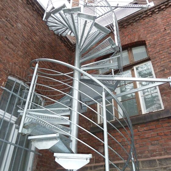 Spindeltreppen 76 von 79 – Düsediekerbäumer Metallbau GmbH