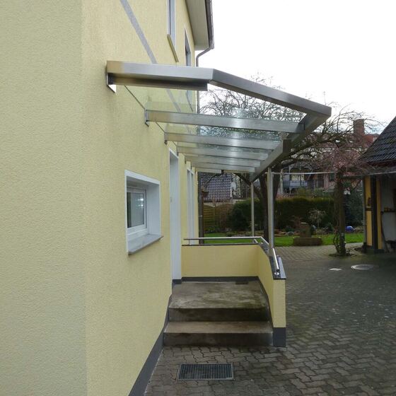 Vordächer 6 von 67 – Düsediekerbäumer Metallbau GmbH